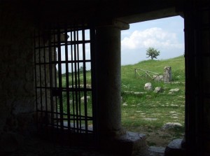 Portico della Chiesa a Carsulae