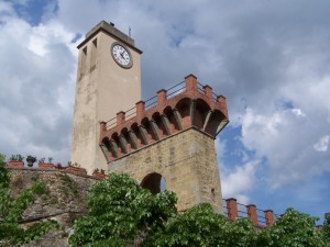 Particolare del campanile della chiesa di Monterchi