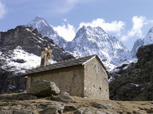 Crissolo - Pian del Re, Cappella della Beata Vergine delle Nevi