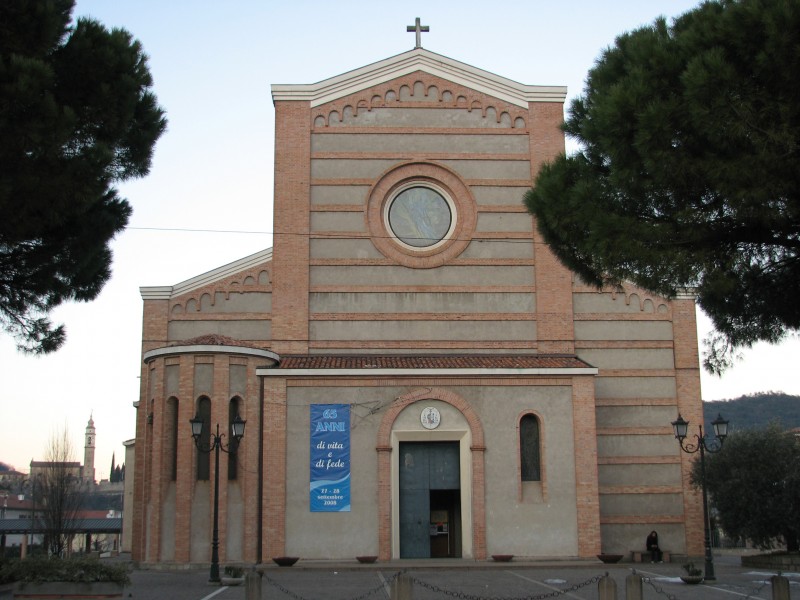 ''Chiesa vecchia, chiesa nuova'' - Galzignano Terme
