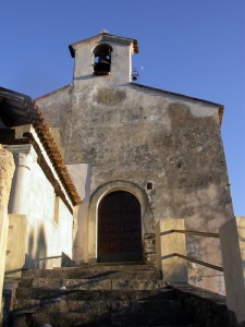 In fondo alla scalinata