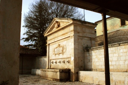Barisciano - Fonte Grande  - Barisciano - AQ -