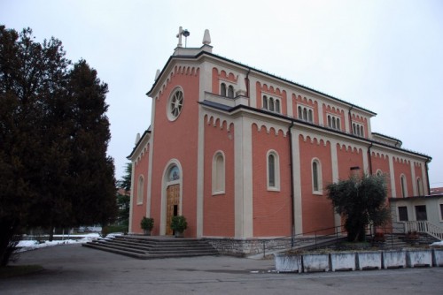Valmorea - Chiesa di SS.Donato e Giovanni Bosco a Caversaccio Valmorea - Chiesa di SS.Donato e Giovanni Bosco a Caversaccio