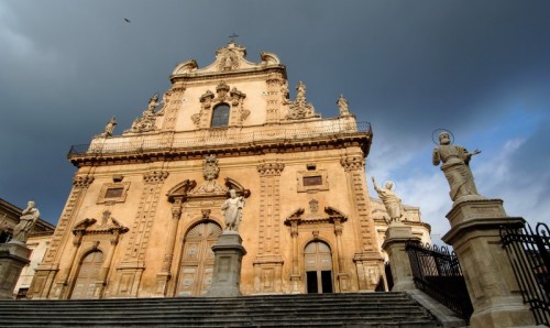 Modica - Barocco siciliano - Chiesa di San Pietro - Modica