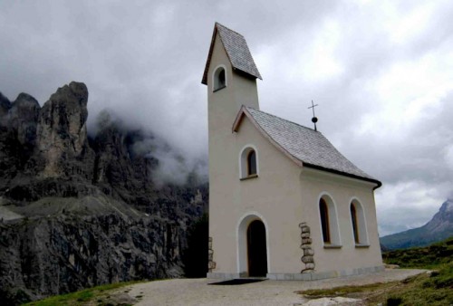 Selva di Val Gardena - Chiesetta del passo Gardena 2 Selva di Val Gardena - Chiesetta del passo Gardena 2