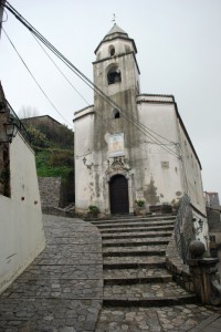 La chiesa di Roccagloriosa