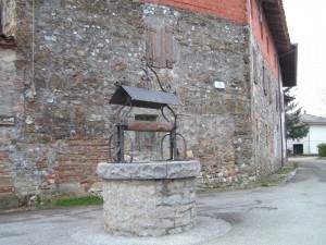 pozzo-fontana di Azzano