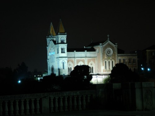 Messina - Il Santuario di Montalto  in notturna 