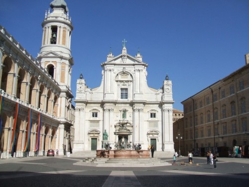 Loreto - ecco... appare maestosa... Loreto - ecco... appare maestosa...