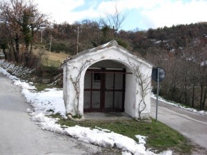 Chiesetta bivio Avacelli e Rocchetta, Arcevia