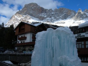 Fontana ghiacciata a S.Martino di Castrozza