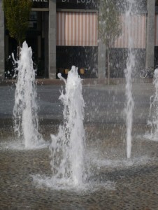 L’acqua che sgorga dal selciato