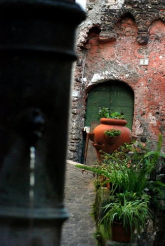 Guidonia Montecelio - fontana borgo