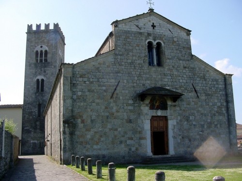 Camaiore - La Maestosità della Badia