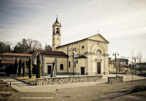 Capiago Intimiano - Chiesa S.Leonardo di Intimiano Capiago Intimiano - Chiesa S.Leonardo di Intimiano