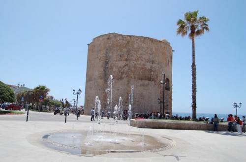 Alghero - giochi d'acqua in piazzetta