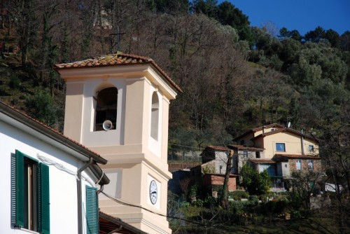 Montignoso - Campanile pendente Montignoso - Campanile pendente