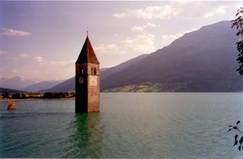 Curon Venosta - Campanile Curon vecchia Curon Venosta - Campanile Curon vecchia