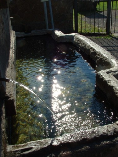 Tuscania - Riflessi di mezzogiorno Tuscania - Riflessi di mezzogiorno