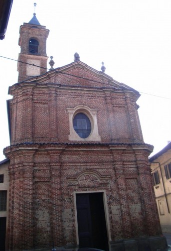 Rivarossa - La chiesa nel centro del paese