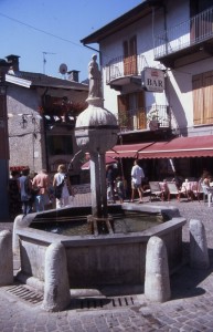 fontana ottagonale in pietra, Entracque, Valle Gesso