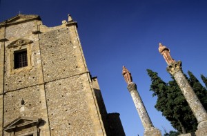 Volterra - chiesa sui calanchi