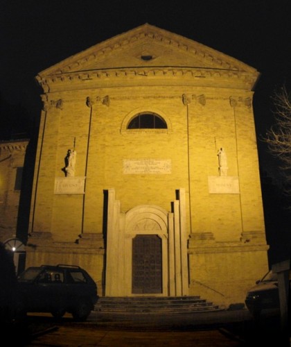 Montecarotto - La chiesa presso l'ospedale