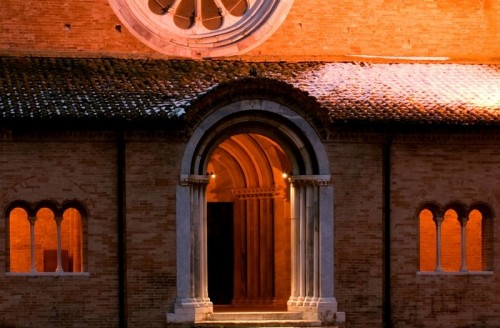 Tolentino - La Facciata di S. Maria di Chiaravalle di Fiastra