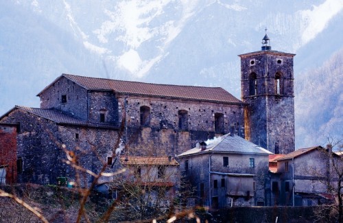 Vagli Sotto - La chiesa di Vagli1