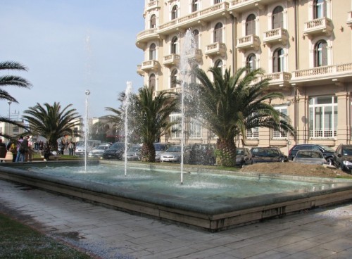 Viareggio - Fontana di Piazza Puccini