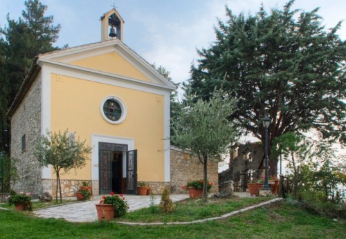 Santo Stefano del Sole - La chiesa dell' Angelo