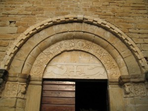 L’abbazia di S.Elena - particolare del portale