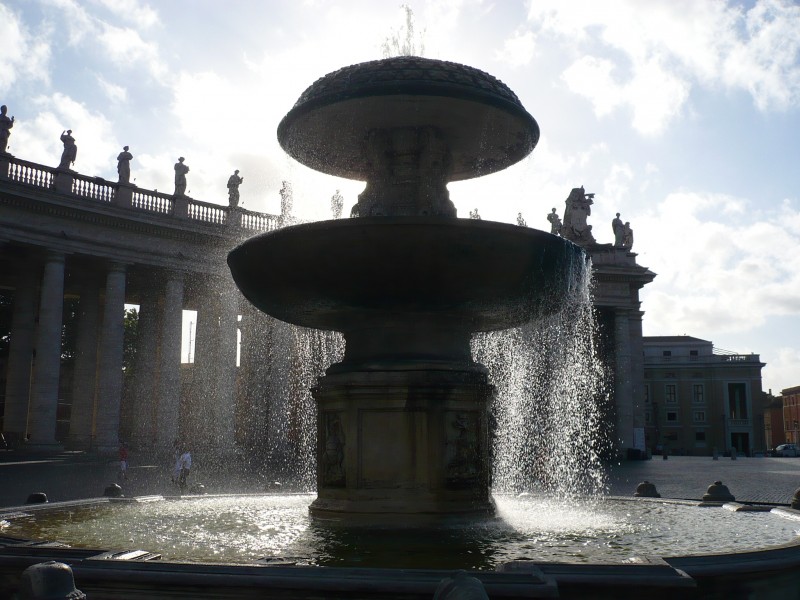 ''San Pietro - fontana'' - Roma