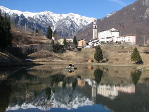 Laghi - Il più piccolo ma anche il più bello Laghi - Il più piccolo ma anche il più bello