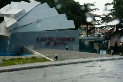 Castelfranco di Sotto - Al Bivio....... acqua