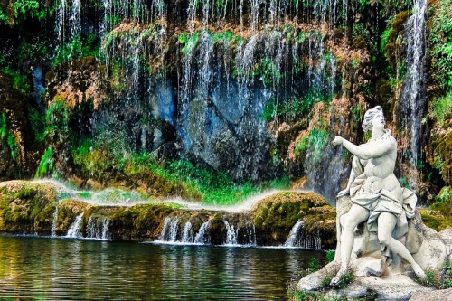 Caserta - Particolare della fontana di Diana e Atteone