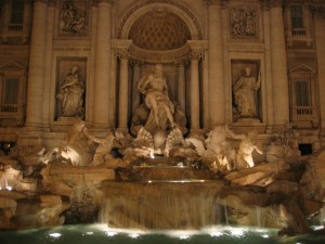 Fontana di Trevi 2 - veduta frontale notturna