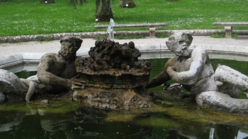 Roma - fontana dell'orto botanico di roma