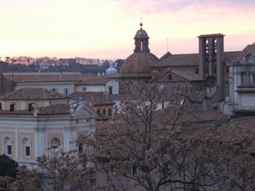 Roma - chiesa in panorama romano
