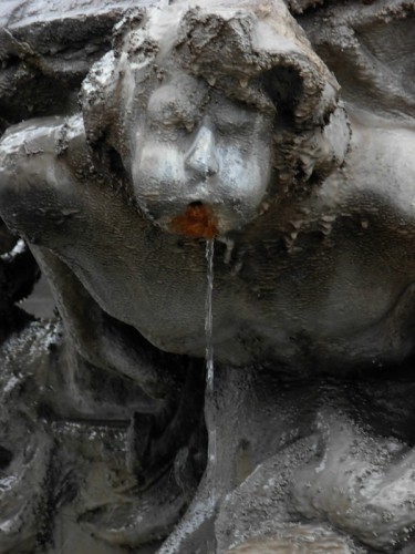 Roma - Fontana delle Rane in piazza Mincio, particolare