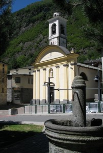 La fontanella e la parrocchiale