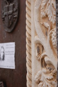 i suoi occhi su di noi