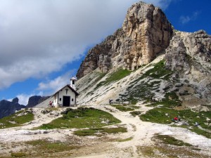 chiesetta presso il rifugio Locatelli - tre cime di Lavaredo