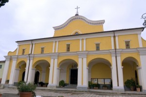 Pino Torinese - Chiesa della Madonna del Carmelo e di Sant’Andrea Corsini - Facciata
