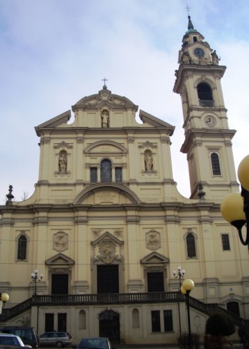 Santena - Parrocchiale dei Santi Pietro e Paolo