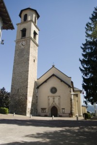 Revò, Santo Stefano facciata e campanile