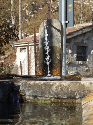 Segusino - lavatoio dell'antico borgo di Stramare Segusino