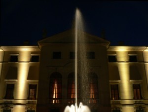 Fontana (1) Villa la Favorita