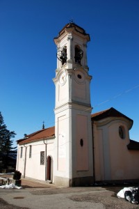 Chiesa di S.Cristoforo a Ghirla -vista dietro-