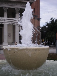 fontana s Dona’primo piano